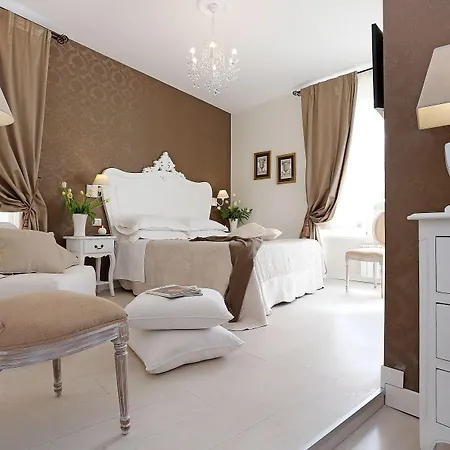 בית הארחה Daplace - Hqh Colosseo רומא