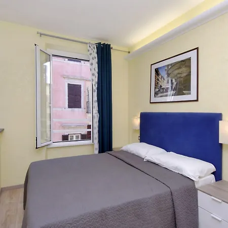 בית הארחה Daplace - Hqh Colosseo רומא