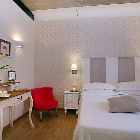 בית הארחה Daplace - Hqh Colosseo 4*