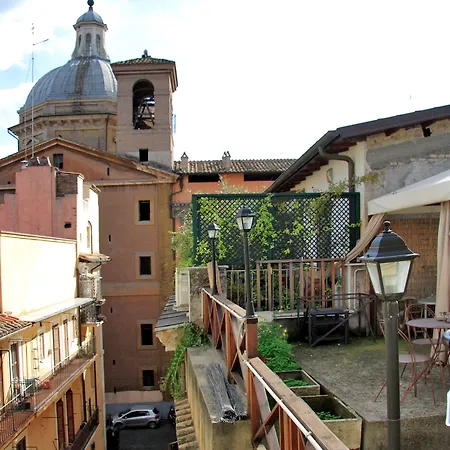 Daplace - Hqh Colosseo בית הארחה 4*