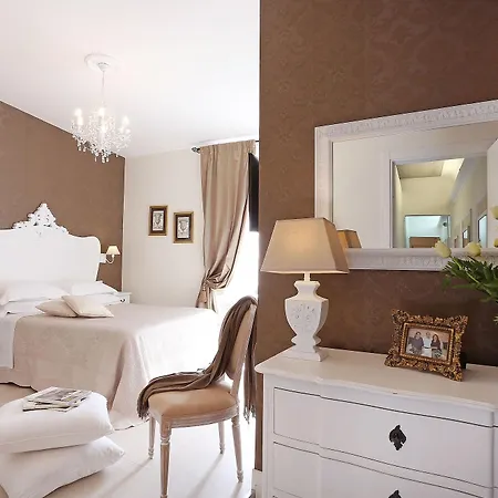 Daplace - Hqh Colosseo Rome