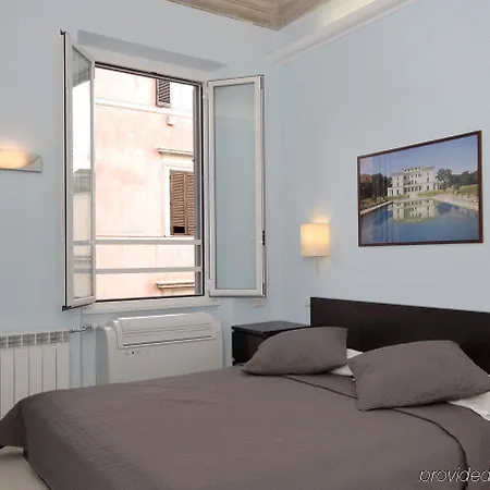 Daplace - Hqh Colosseo Rome