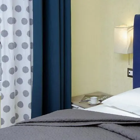 Daplace - Hqh Colosseo Guest house