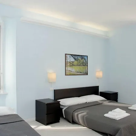 Daplace - Hqh Colosseo 2* Rome